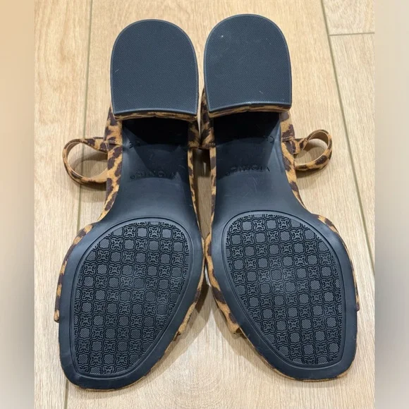 Vionic Chardonnay Leopard Block Heel Sandals Size 10 New - Picture 9 of 9